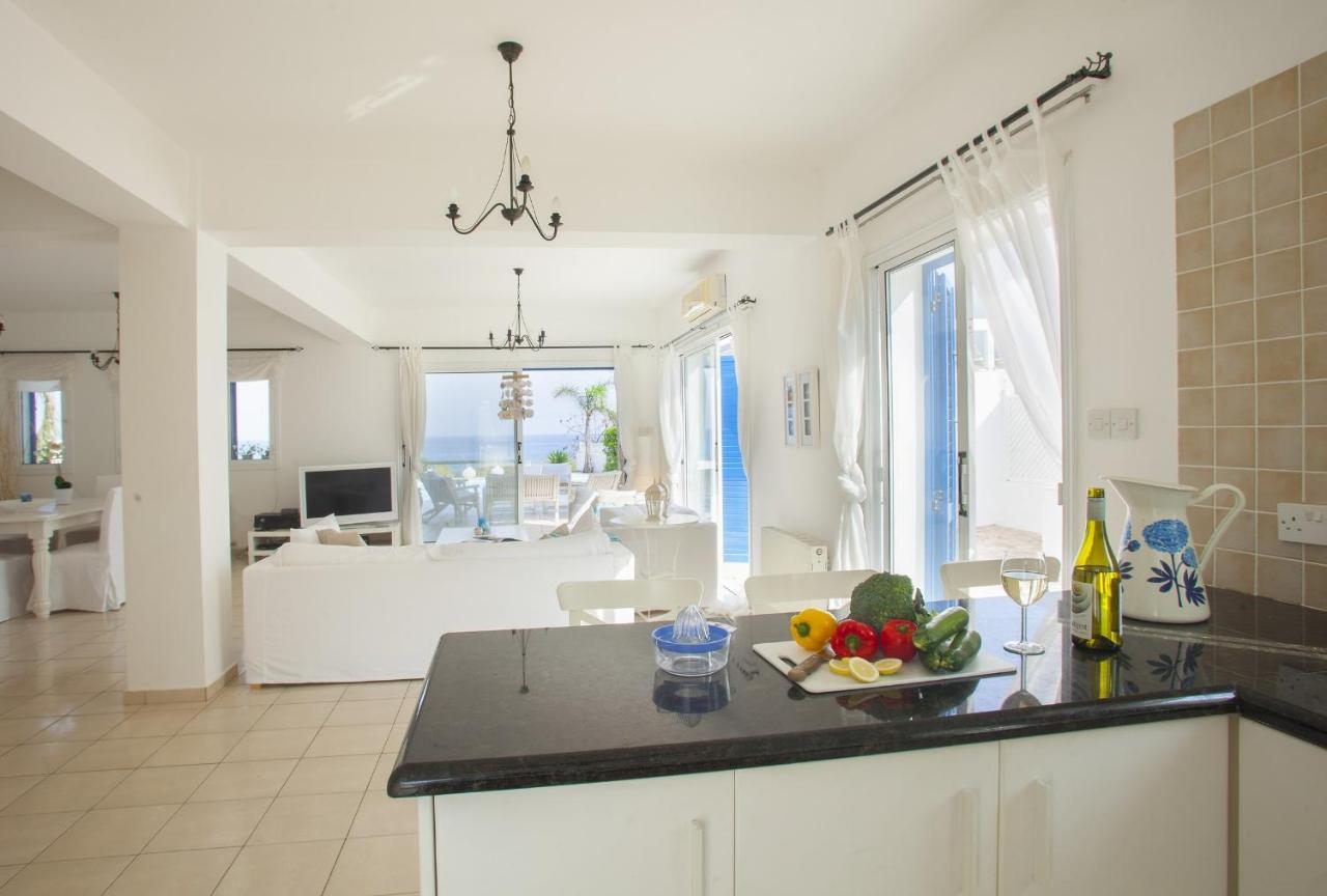 Mimoza Seafront Villa Protaras Esterno foto